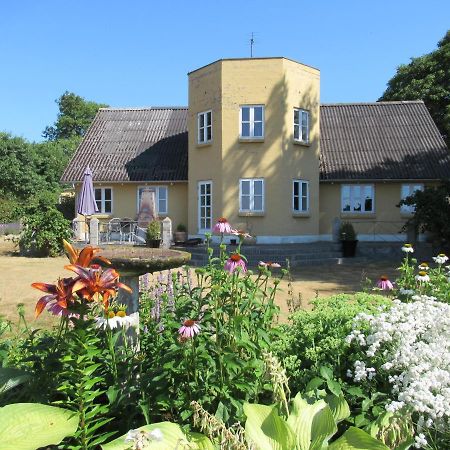 Hotel Okker Gokker Garden à Allingåbro Extérieur photo